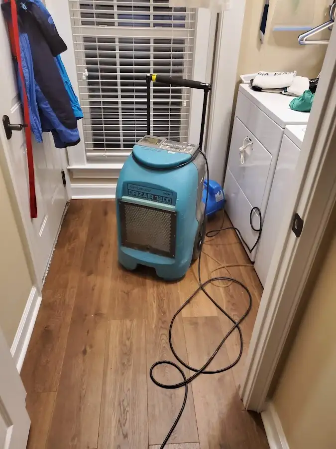 Commercial dehumidifier deployed for Crawl Space Restoration in Addison